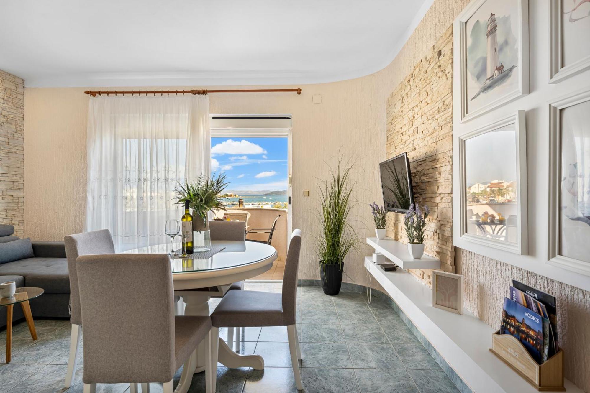 Aquarius Apartments - Beachside With Heated Pool Βόντιτσε Δωμάτιο φωτογραφία