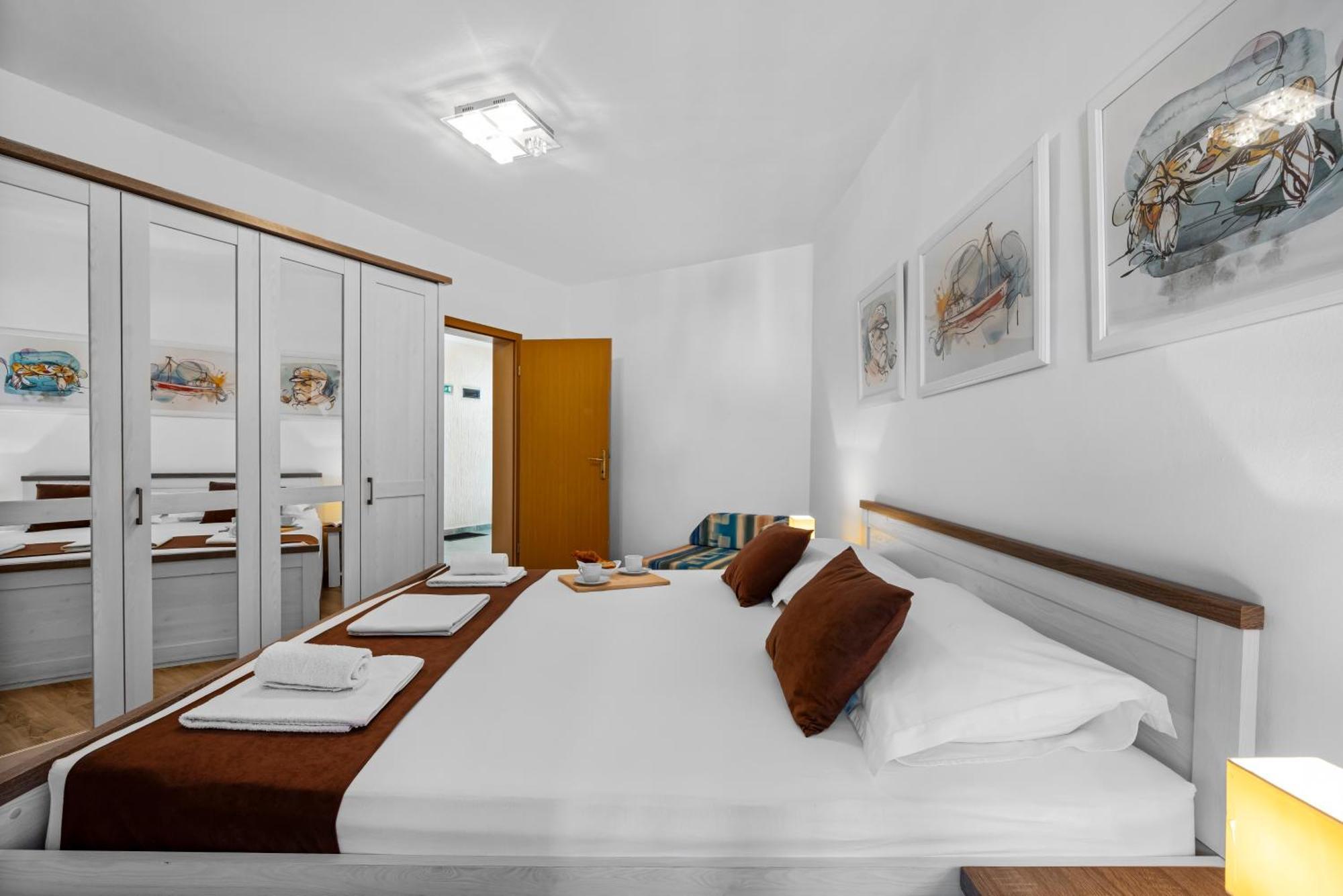 Aquarius Apartments - Beachside With Heated Pool Βόντιτσε Δωμάτιο φωτογραφία