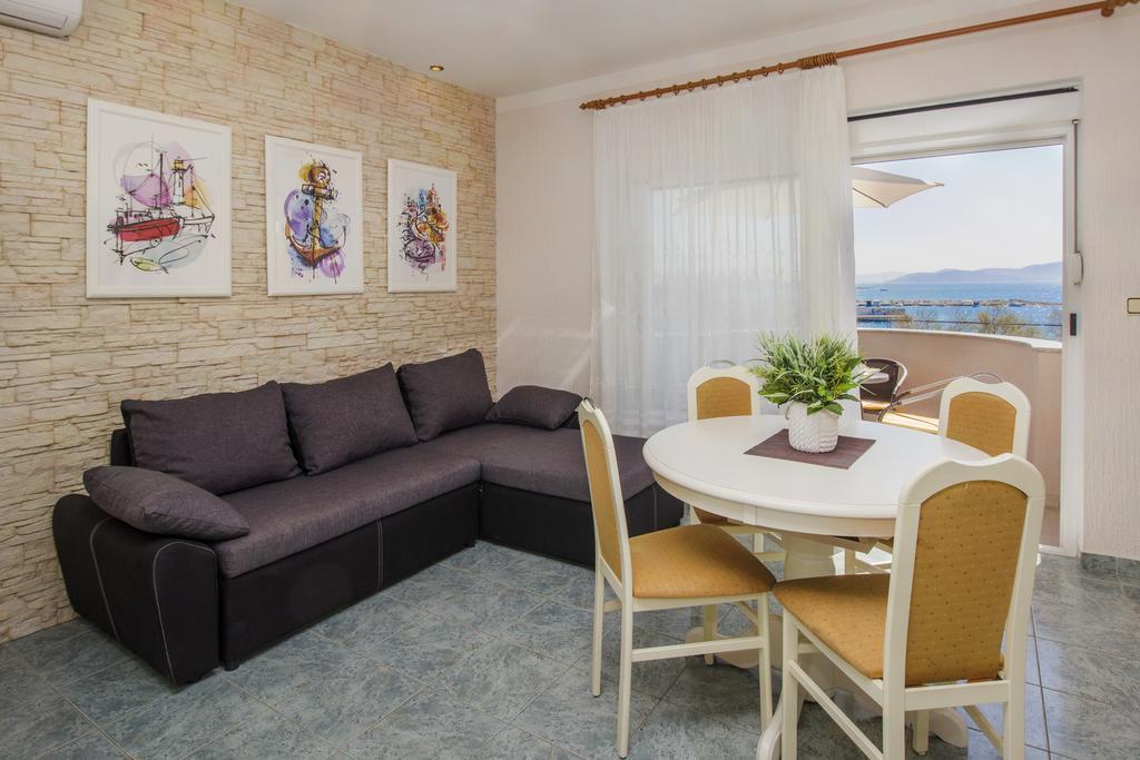 Aquarius Apartments - Beachside With Heated Pool Βόντιτσε Εξωτερικό φωτογραφία